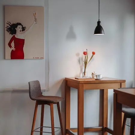 Josis Klause Cafe I